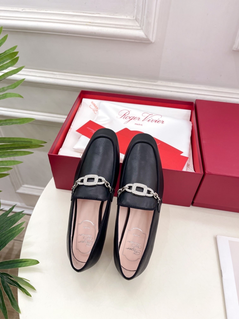 Roger Vivier flat shoes